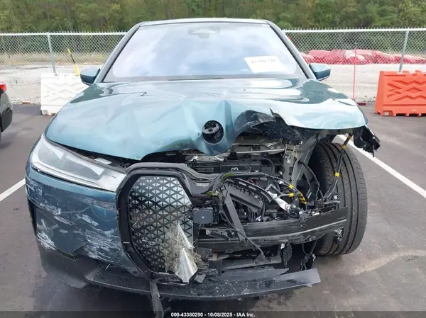 2023 BMW IX auction photo 6