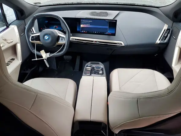 WB523CF06RCR64893 2024 BMW IX - Image 8