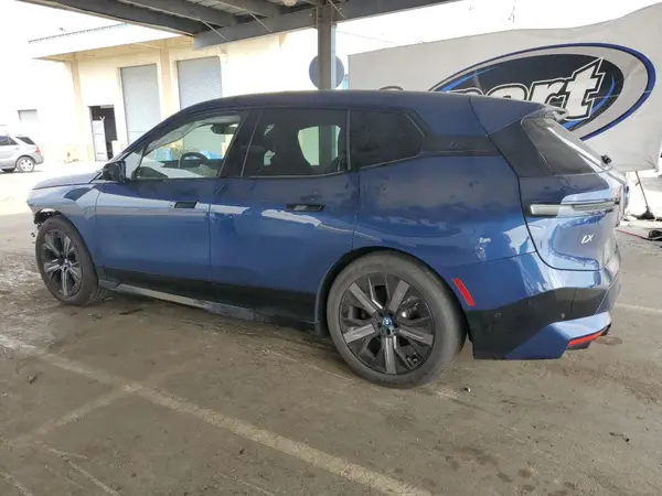 WB523CF06SCT81441 2025 BMW IX - Image 2