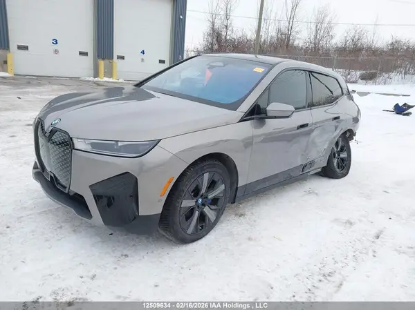WB523CF07RCP54416 2024 BMW IX - Image 2