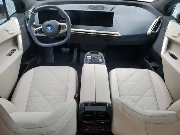WB523CF07RCR88782 2024 BMW IX - Image 8