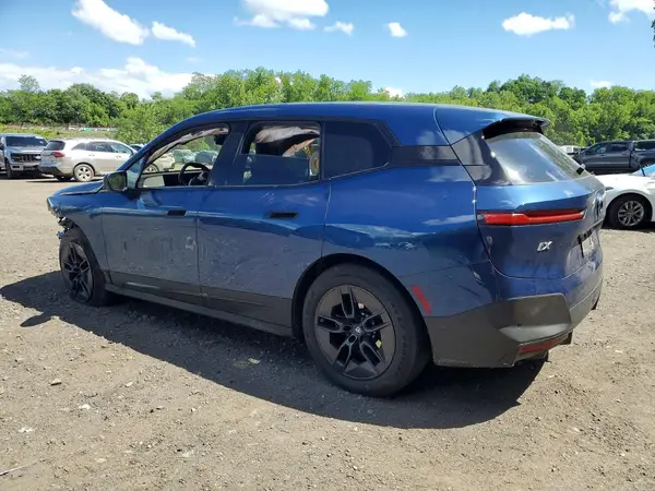 WB523CF07RCR88877 2024 BMW IX - Image 2
