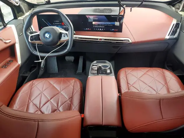 WB523CF08RCP44882 2024 BMW IX - Image 8