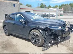 WB523CF08RCR01827 2024 BMW IX