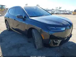 WB523CF08RCR62983 2024 BMW IX