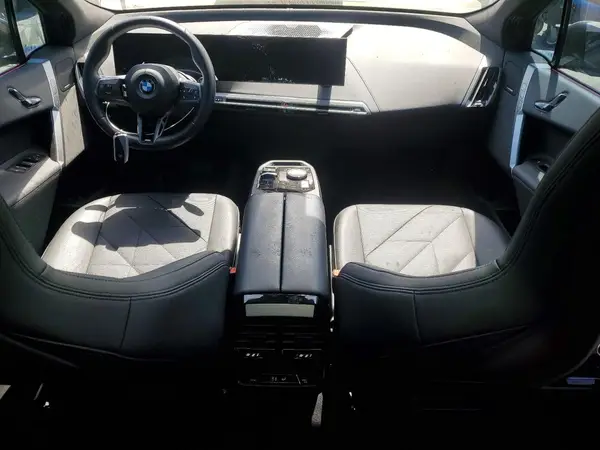 WB523CF08SCS11226 2025 BMW IX - Image 8