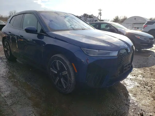2025 BMW IX COPART lot 78986365 auction photo 4