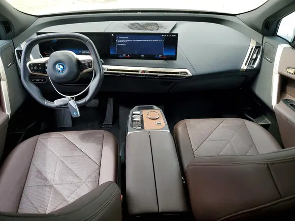 WB523CF09NCK67387 2022 BMW IX - Image 8