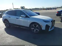 WB523CF09PCL95969 2023 BMW IX