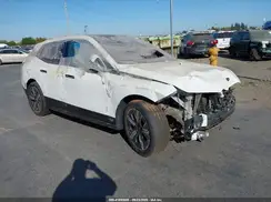 WB523CF09SCT70854 2025 BMW IX