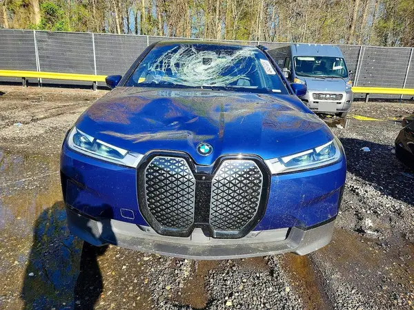 2024 BMW IX COPART lot 48491006 auction photo 5