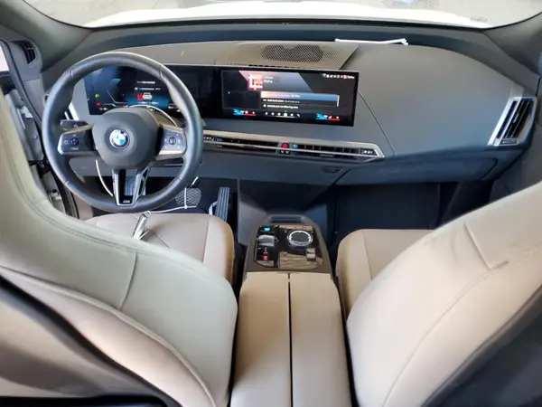 WB523CF0XSCS62310 2025 BMW IX - Image 8