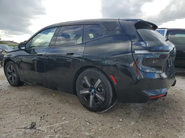 WB533CF01SCS32570 2025 BMW IX - Image 2