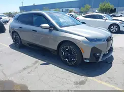 WB533CF08SCT92543 2025 BMW IX