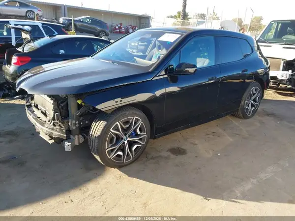 WB533CF0XPCM75947 2023 BMW IX - Image 2