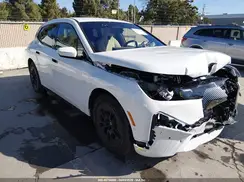 WB543CF02TCV10740 2026 BMW IX
