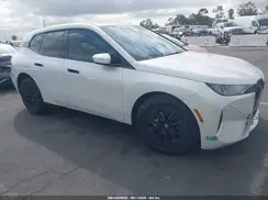 WB543CF06TCV33423 2026 BMW IX
