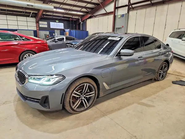 WBA13AG00MCG44089 2021 BMW 5ER - Image 1