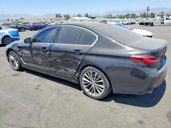 WBA13AG00PCN00351 2023 BMW 5ER - Image 2