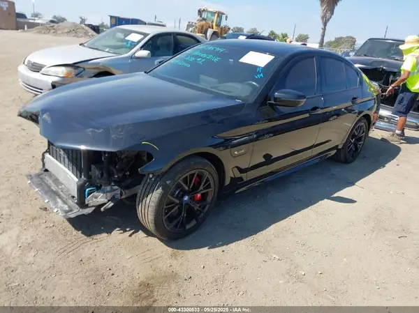WBA13AG00PCN18767 2023 BMW 5ER - Image 2