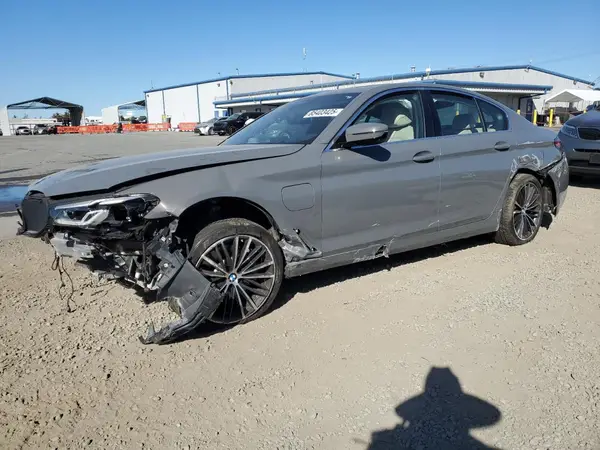WBA13AG01MCF73050 2021 BMW 5ER - Image 1