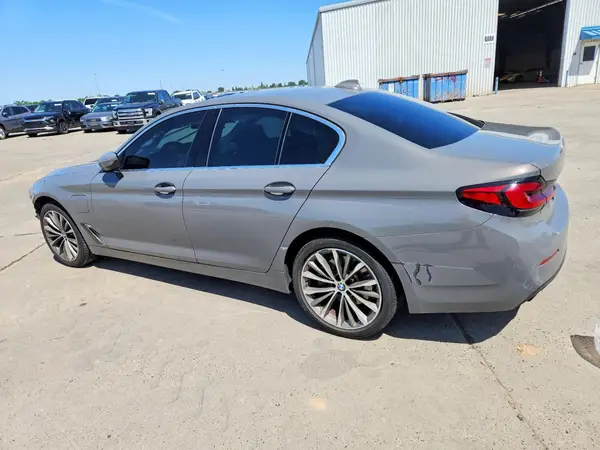 WBA13AG01MCG44232 2021 BMW 5ER - Image 2