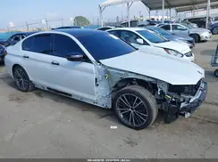 WBA13AG02MCG37824 2021 BMW 5ER