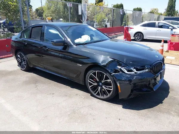 WBA13AG02PCM13681 2023 BMW 5ER - Image 1