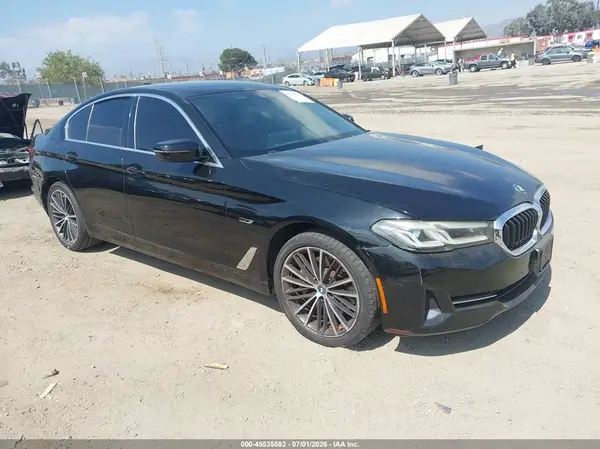 WBA13AG03NCK10876 2022 BMW 5ER - Image 1