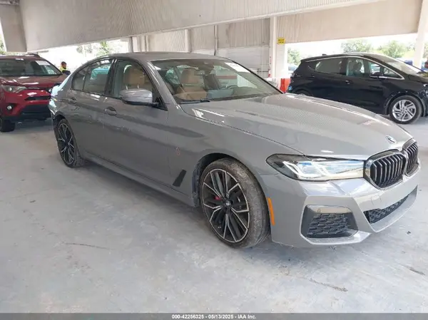 WBA13AG04MCF36168 2021 BMW 5ER - Image 1