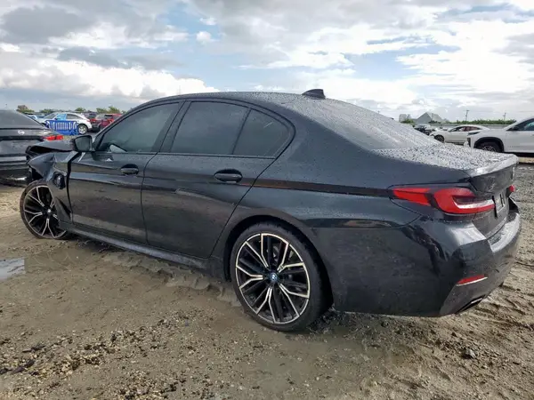 WBA13AG04NCK76742 2022 BMW 5ER - Image 2