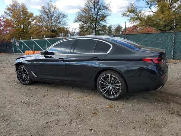 WBA13AG05MCF15717 2021 BMW 5ER - Image 2