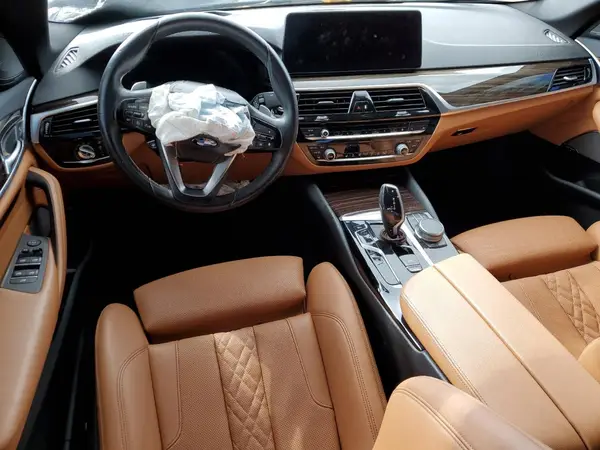 WBA13AG05MCF15717 2021 BMW 5ER - Image 8