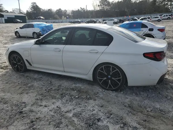 WBA13AG05MCF36132 2021 BMW 5ER - Image 2