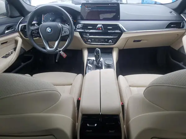 WBA13AG05NCH67985 2022 BMW 5ER - Image 8