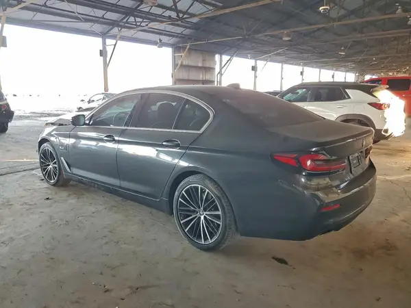 WBA13AG05PCM01573 2023 BMW 5ER - Image 2