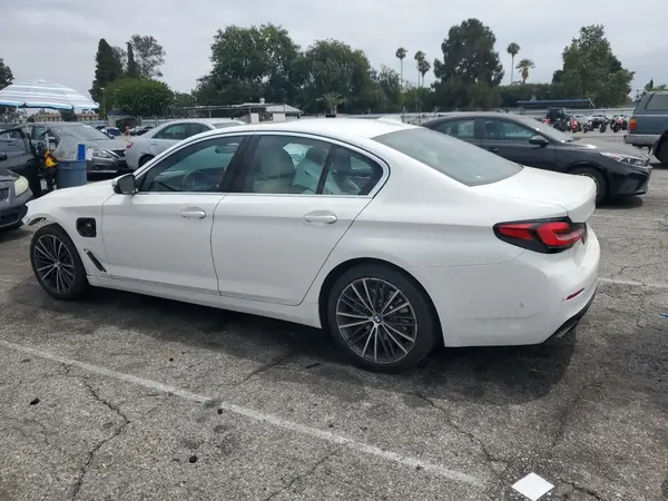 WBA13AG06MCG55789 2021 BMW 5ER - Image 2