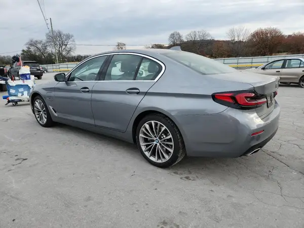 WBA13AG08PCN32769 2023 BMW 5ER - Image 2