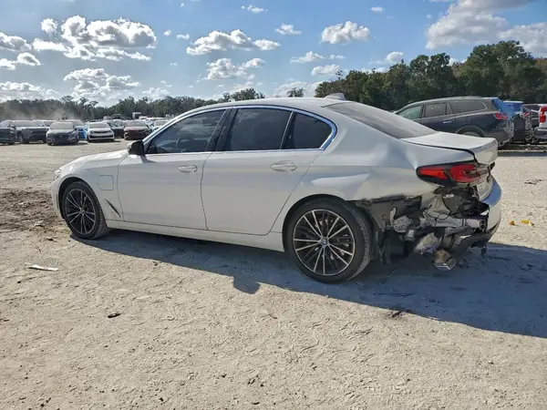 WBA13AG09MCF37557 2021 BMW 5ER - Image 2