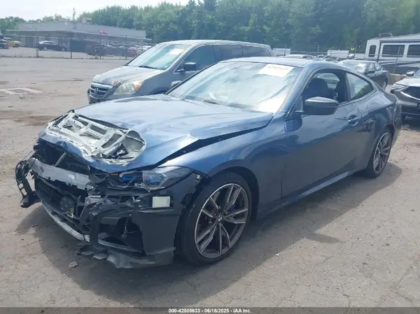 WBA13AR02NCJ36217 2022 BMW 4ER - Image 2