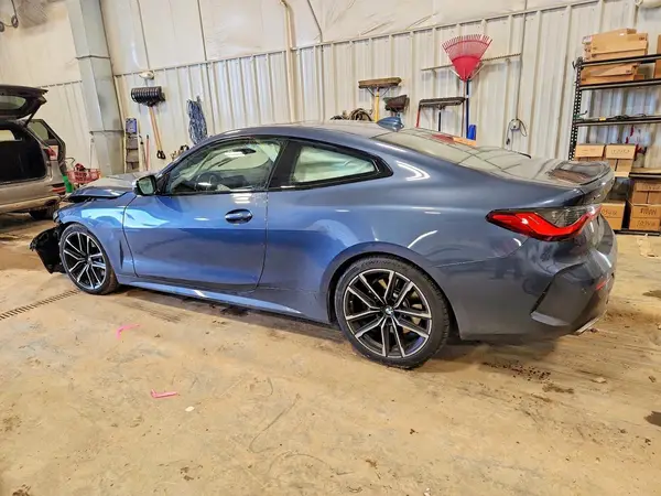 WBA13AR05NCH67207 2022 BMW M4 - Image 2