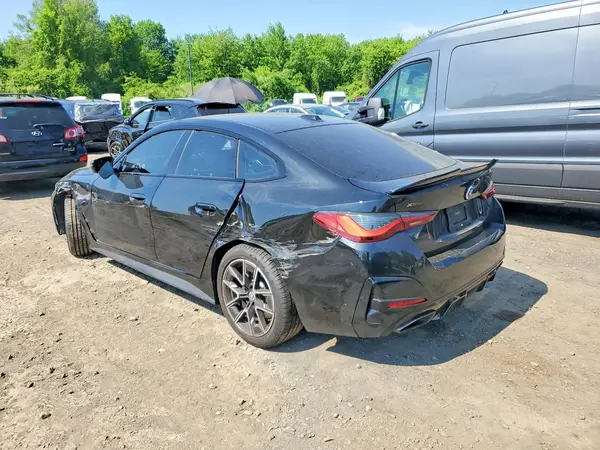 WBA13AW00NFL46589 2022 BMW M4 - Image 2
