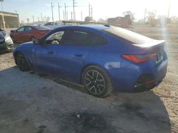 WBA13AW00NFL94612 2022 BMW 4ER - Image 2