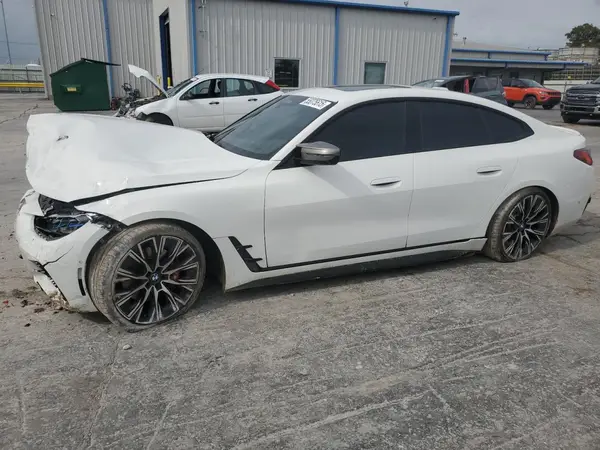 WBA13AW06NFN16633 2022 BMW 4ER - Image 1