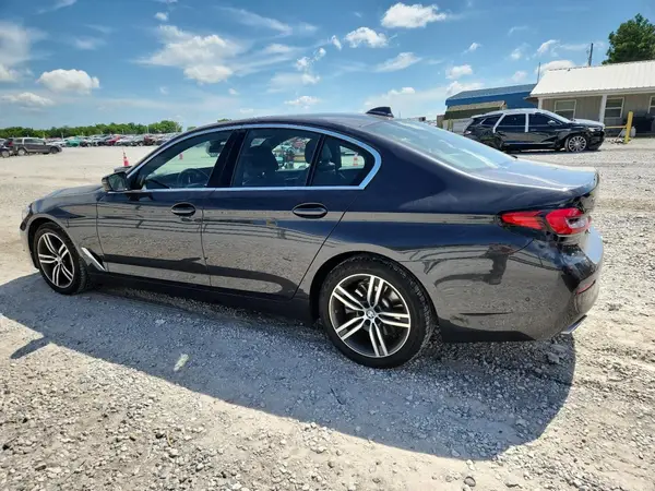 WBA13BJ00MWX21277 2021 BMW 5ER - Image 2