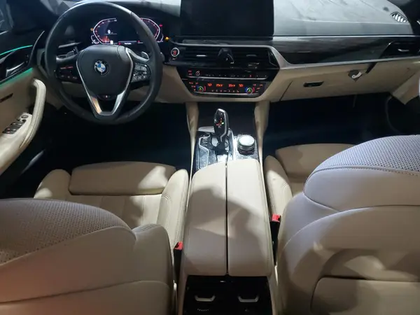 WBA13BJ00PWY22937 2023 BMW 5ER - Image 8