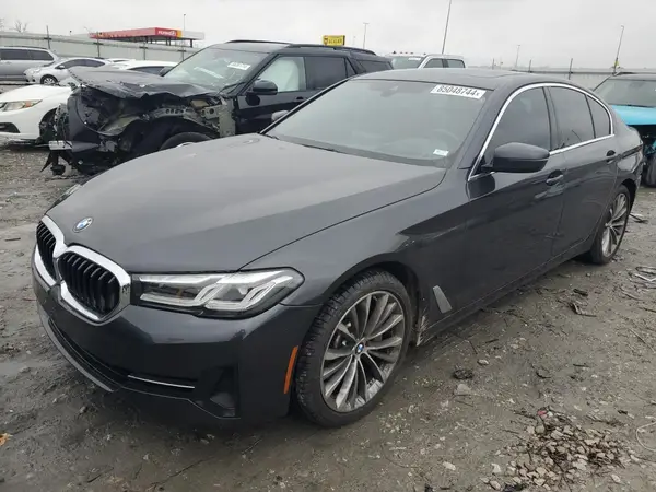 WBA13BJ01MCF08682 2021 BMW 5ER - Image 1