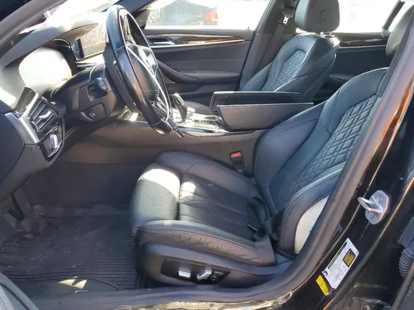 2022 BMW 5 Series auction photo 7