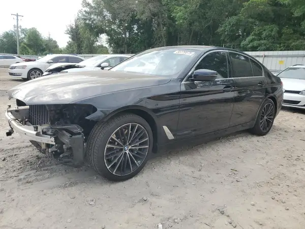 WBA13BJ02MCF32215 2021 BMW 5ER - Image 1