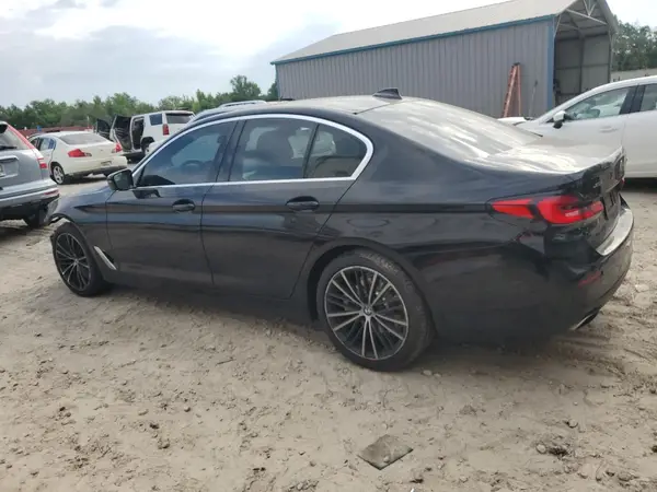 WBA13BJ02MCF32215 2021 BMW 5ER - Image 2